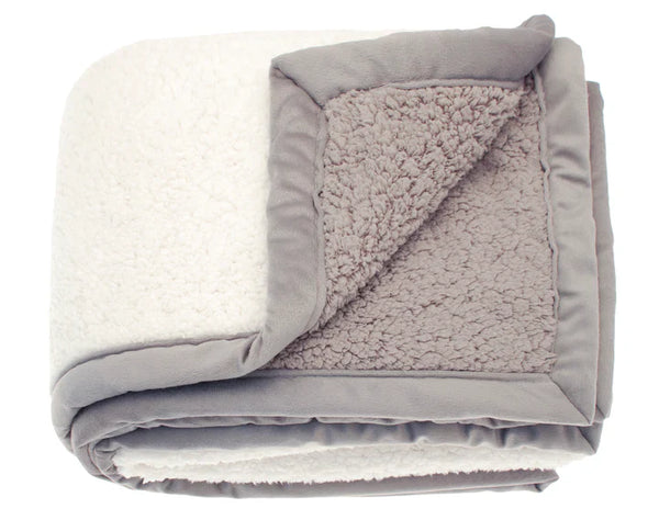 Cosy Sherpa Throw Porcelain