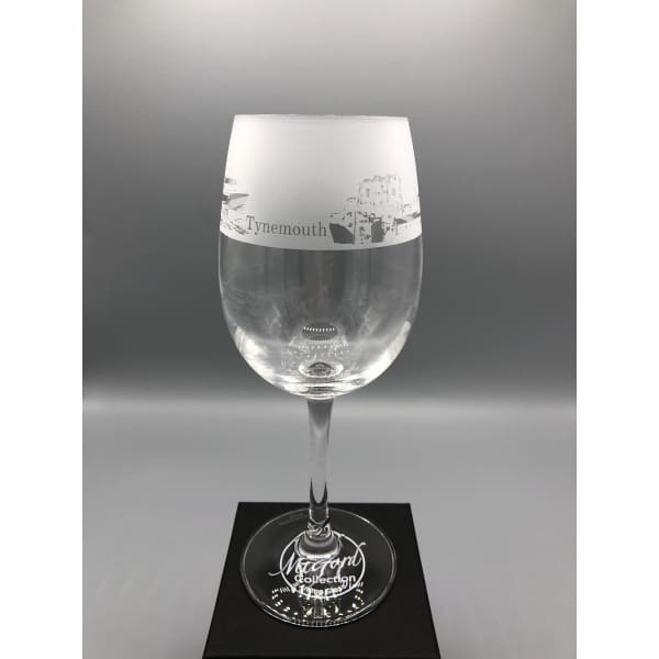 Tynemouth & Whitley Bay Scenes Wine Glass - fineandsandy